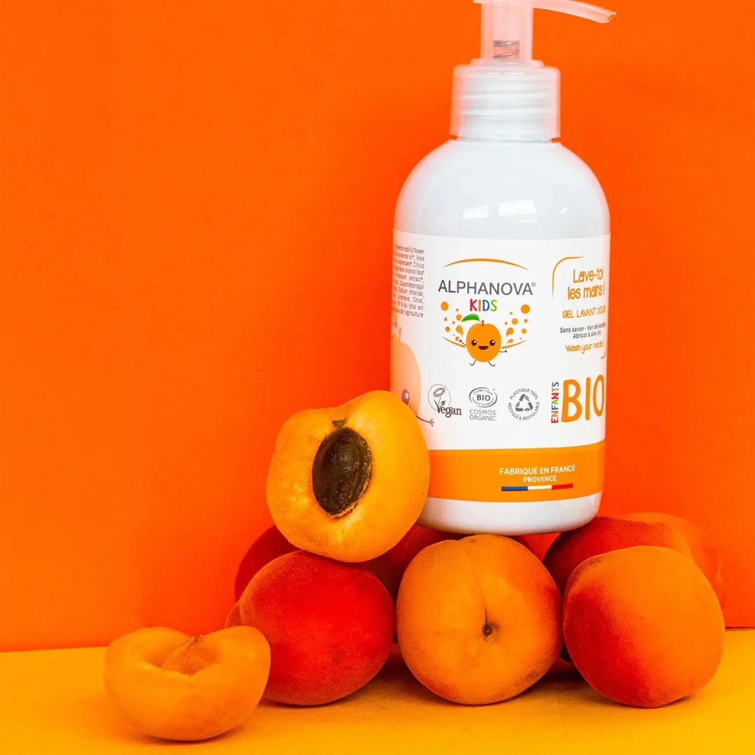Alphanova Wash Your Hands Apricot 250ml - Image 2