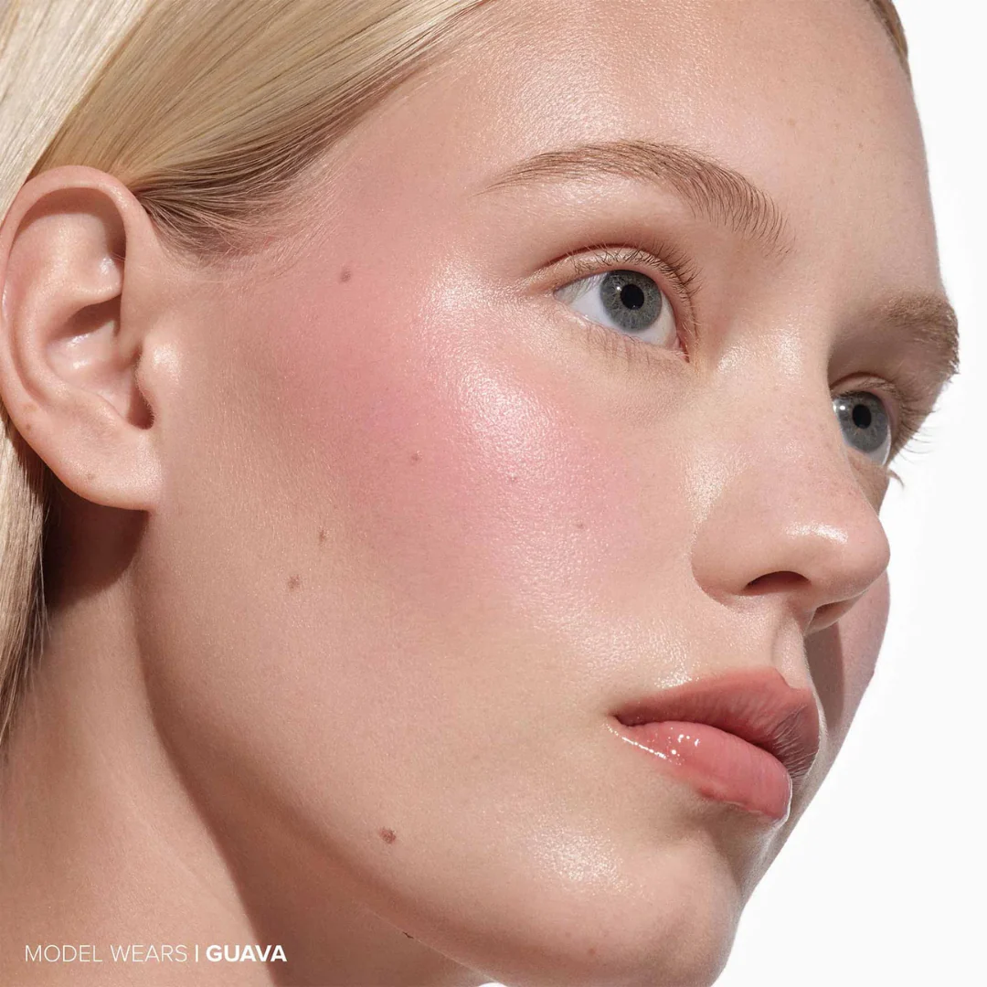 Anastasia Beverly Hills Blurring Blush Serum - Image 4