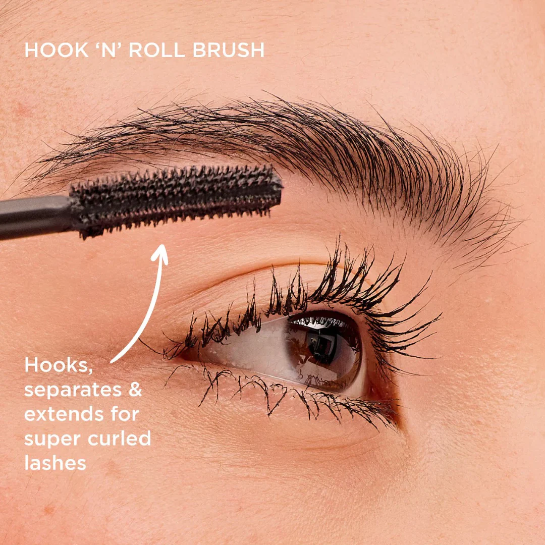 Benefit Roller Lash Mini Mascara - Image 4