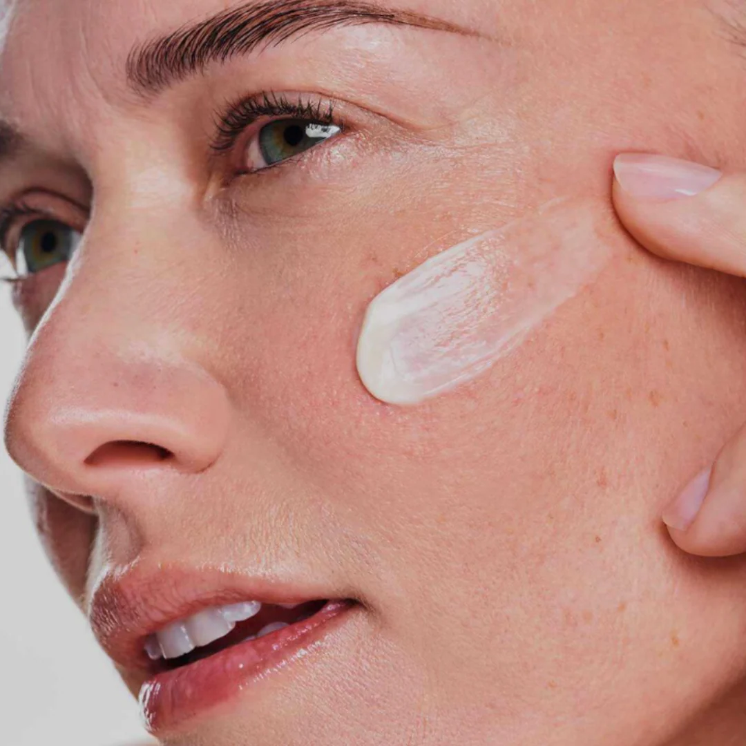 Clarins Extra Firming Day Cream All Skin Types 50ml - Image 3
