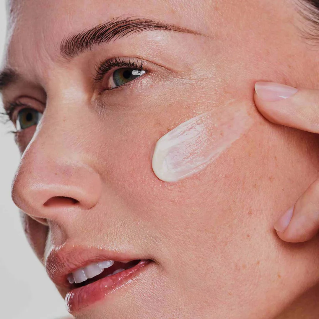 Clarins Extra Firming Night Cream Dry Skin 50ml - Image 3