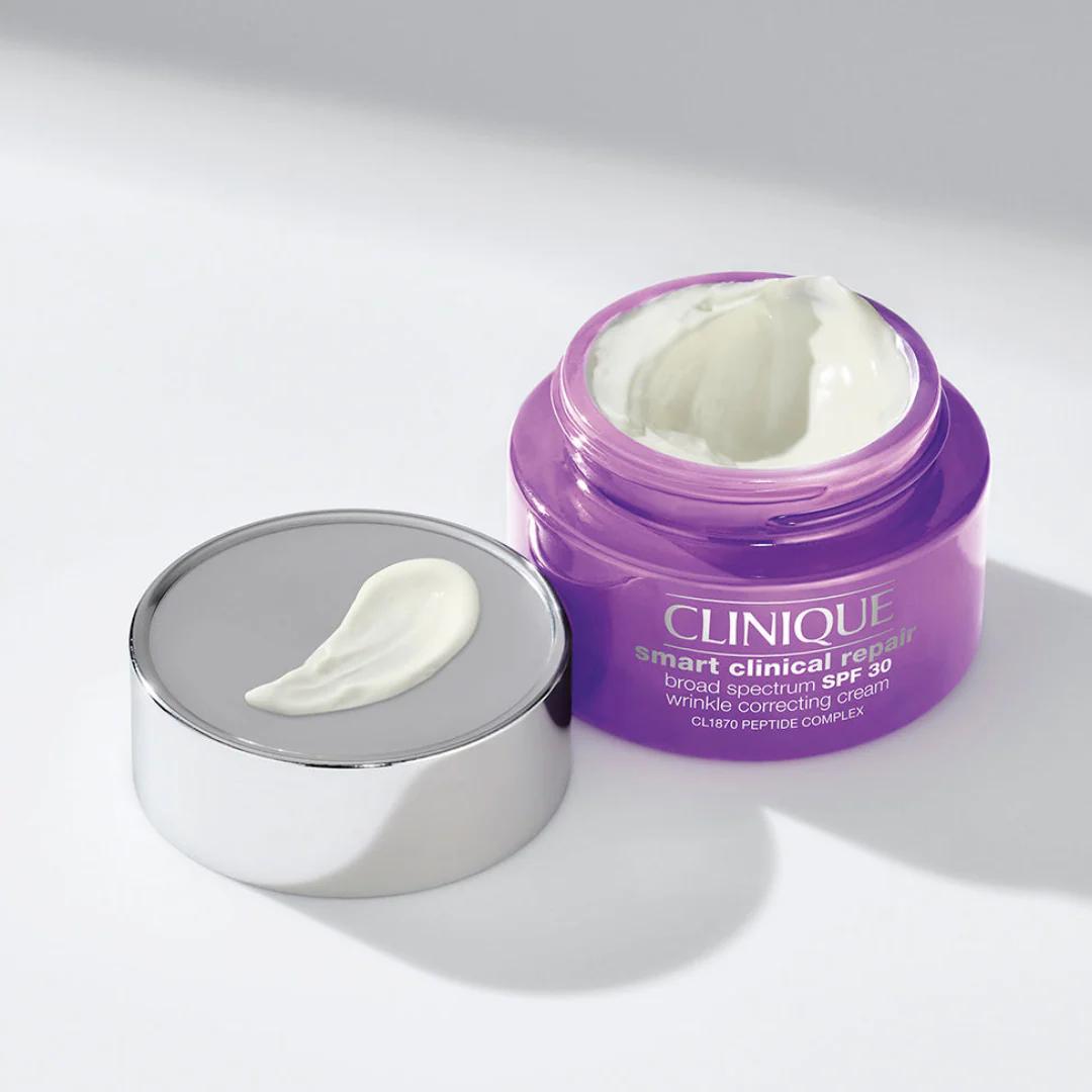 Clinique Smart Clinical Repair™ SPF 30 Wrinkle Correcting Cream - Image 2