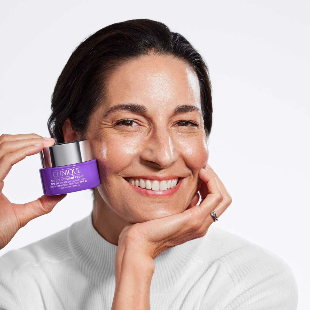 Clinique Smart Clinical Repair™ SPF 30 Wrinkle Correcting Cream - Image 3