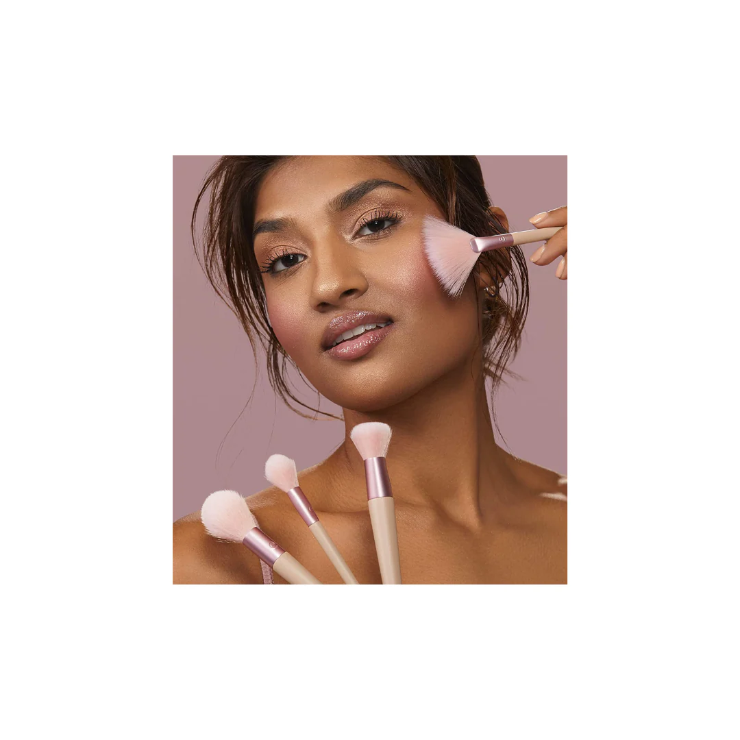 Ecotools Wind Kissed Finish Kit 4 Brushes - Elements Collection - Image 4