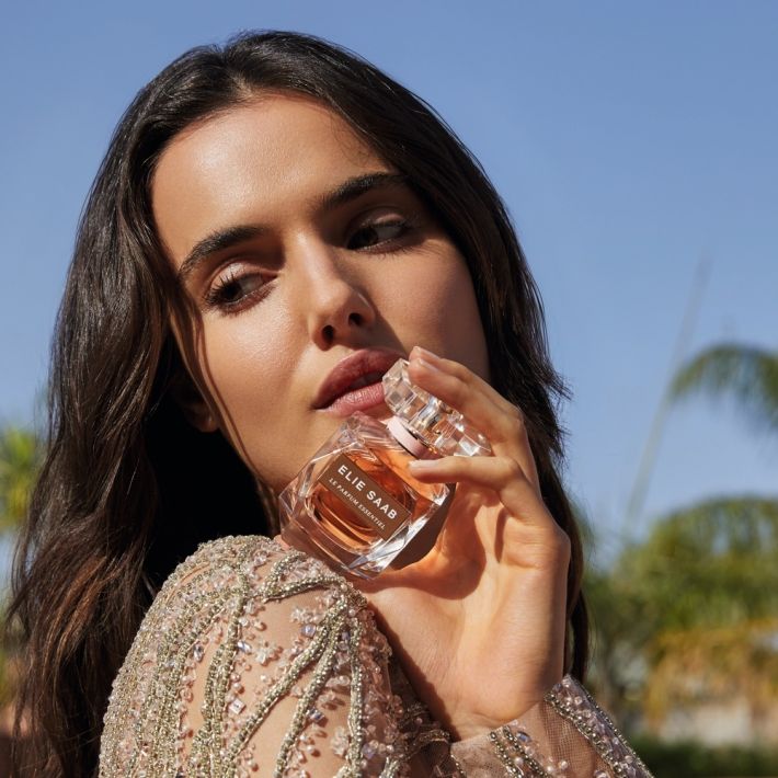 Elie Saab Le Parfum Essentiel Eau De Parfum - Image 2