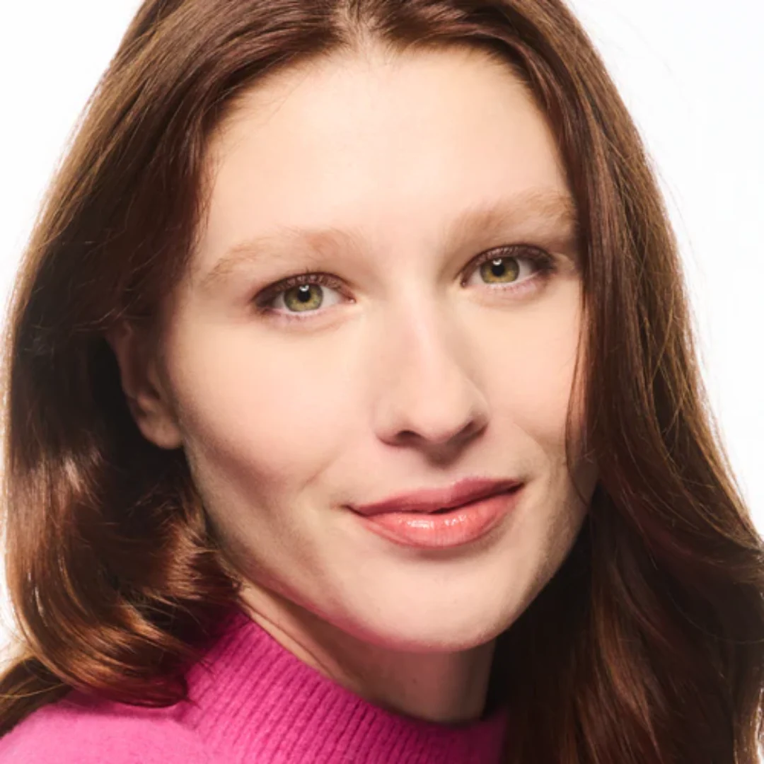 Essence Foundation Stick - Image 11