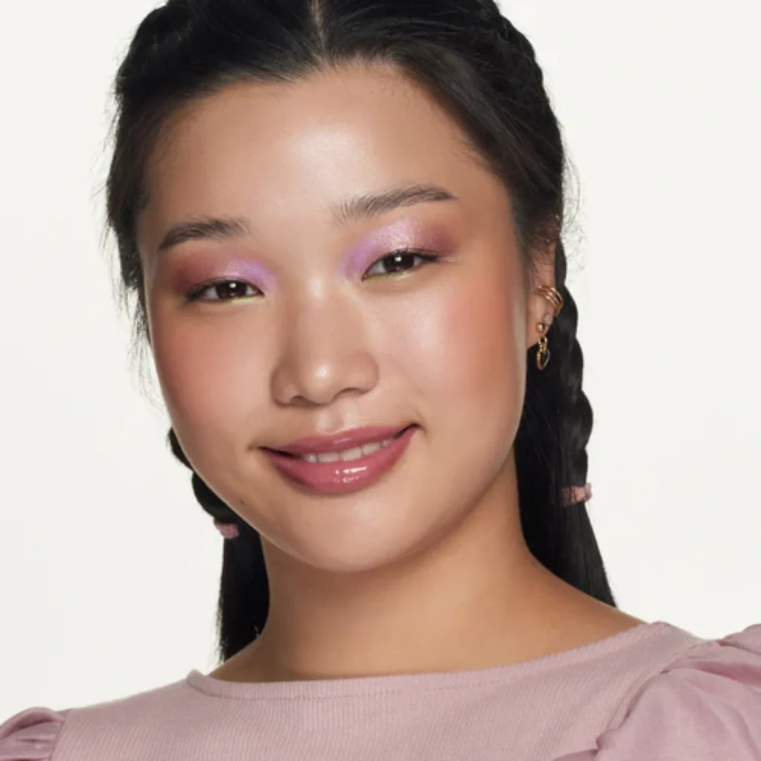 Essence Hydra Kiss Lip Oil - Image 4