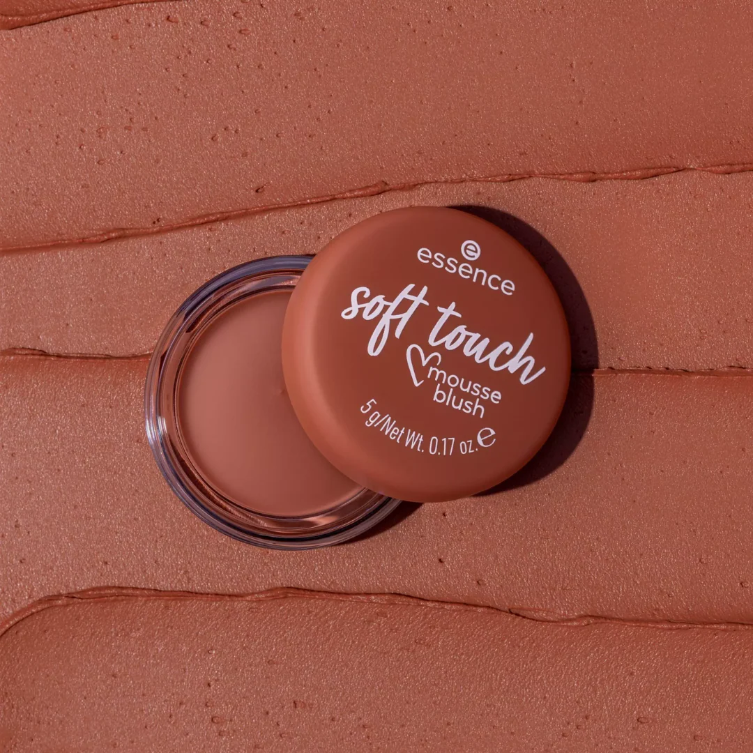 Essence Soft Touch Mousse Blush - Image 3
