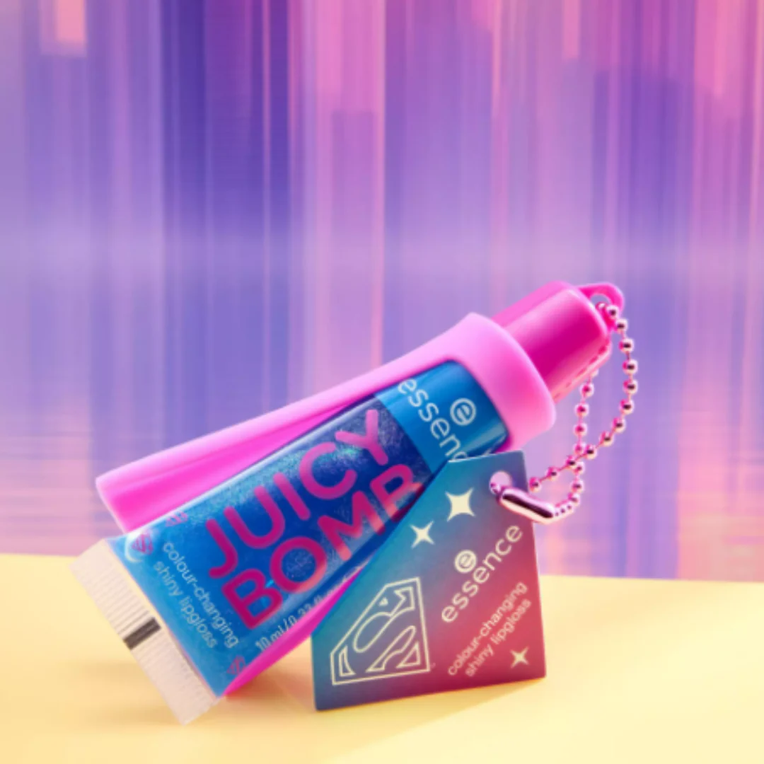 Essence Superman Juicy Bomb Colour Changing Shiny Lip gloss - Image 2