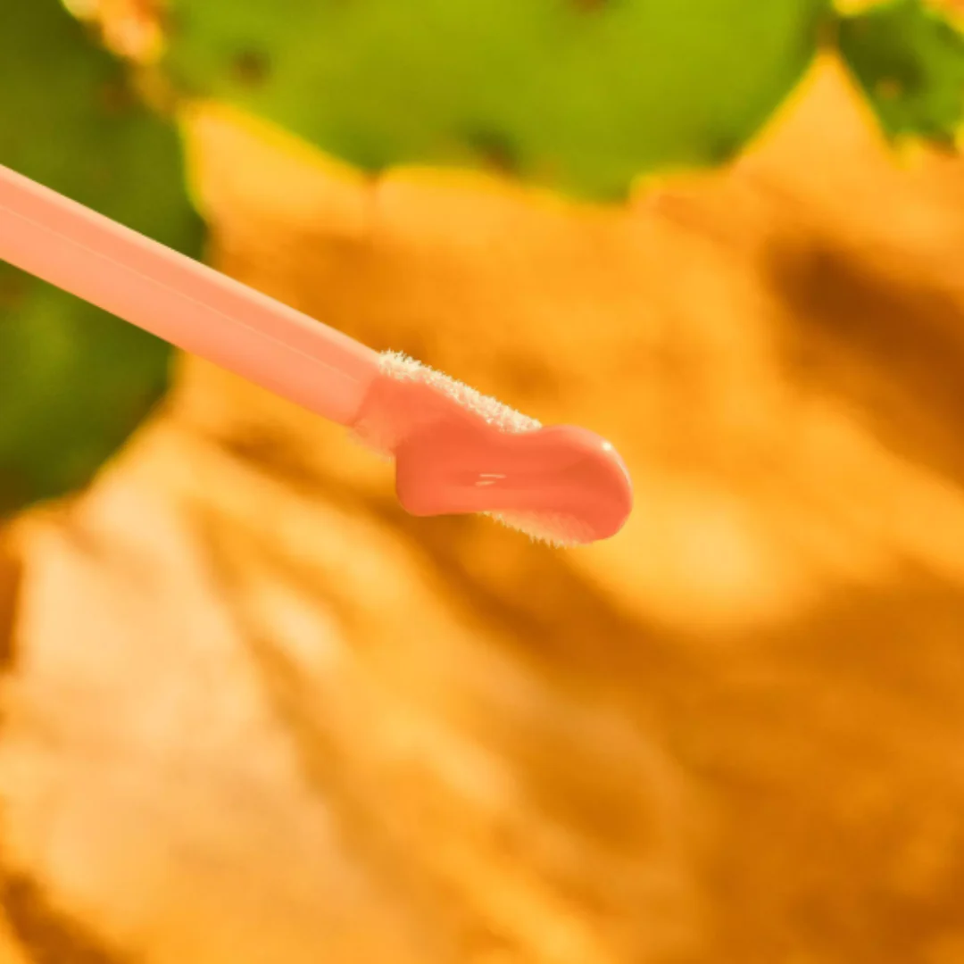 Essence Yee Haw! Plumping Lip Oil - Image 3