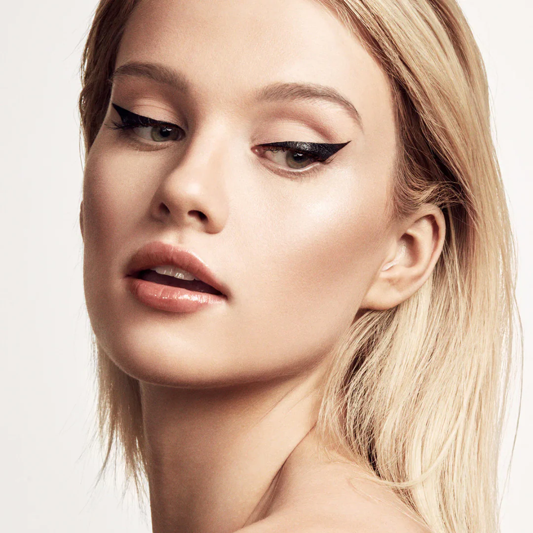 Fenty Beauty Flyliner Longwear Liquid Eyeliner - Image 3