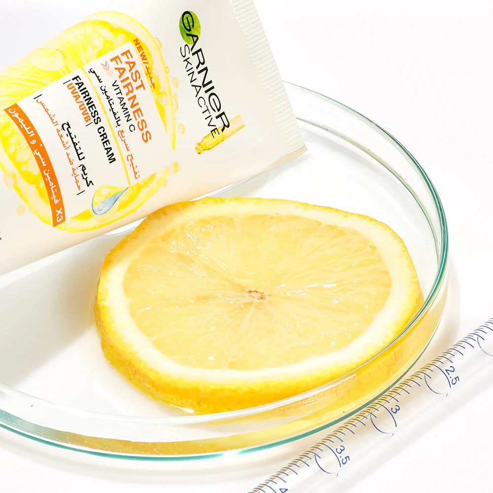 Garnier Skin Active Fast Bright Day Cream with 3x Vitamin C and Lemon, UVA/UVB Protection 50ml - Image 4