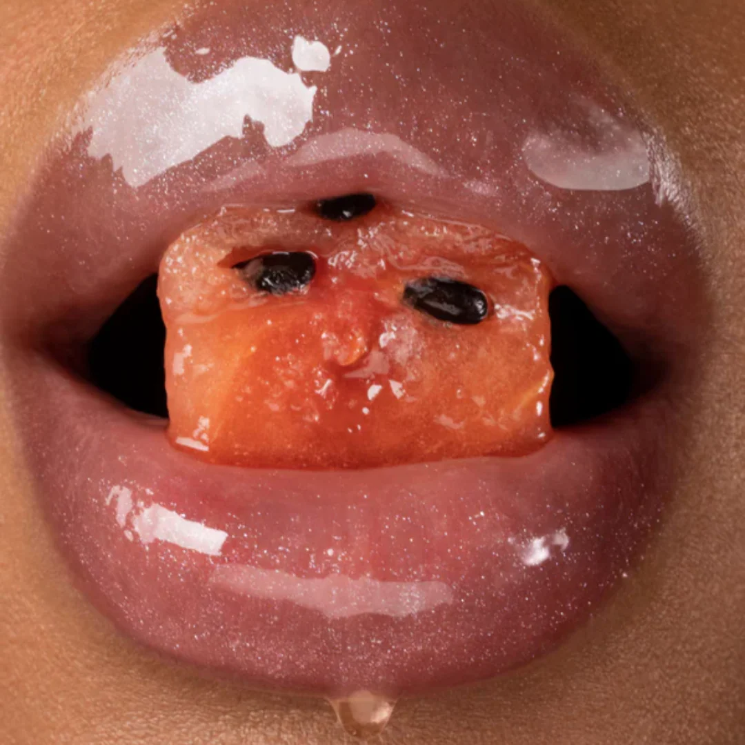Gisou Honey Infused Lip Oil - Image 11