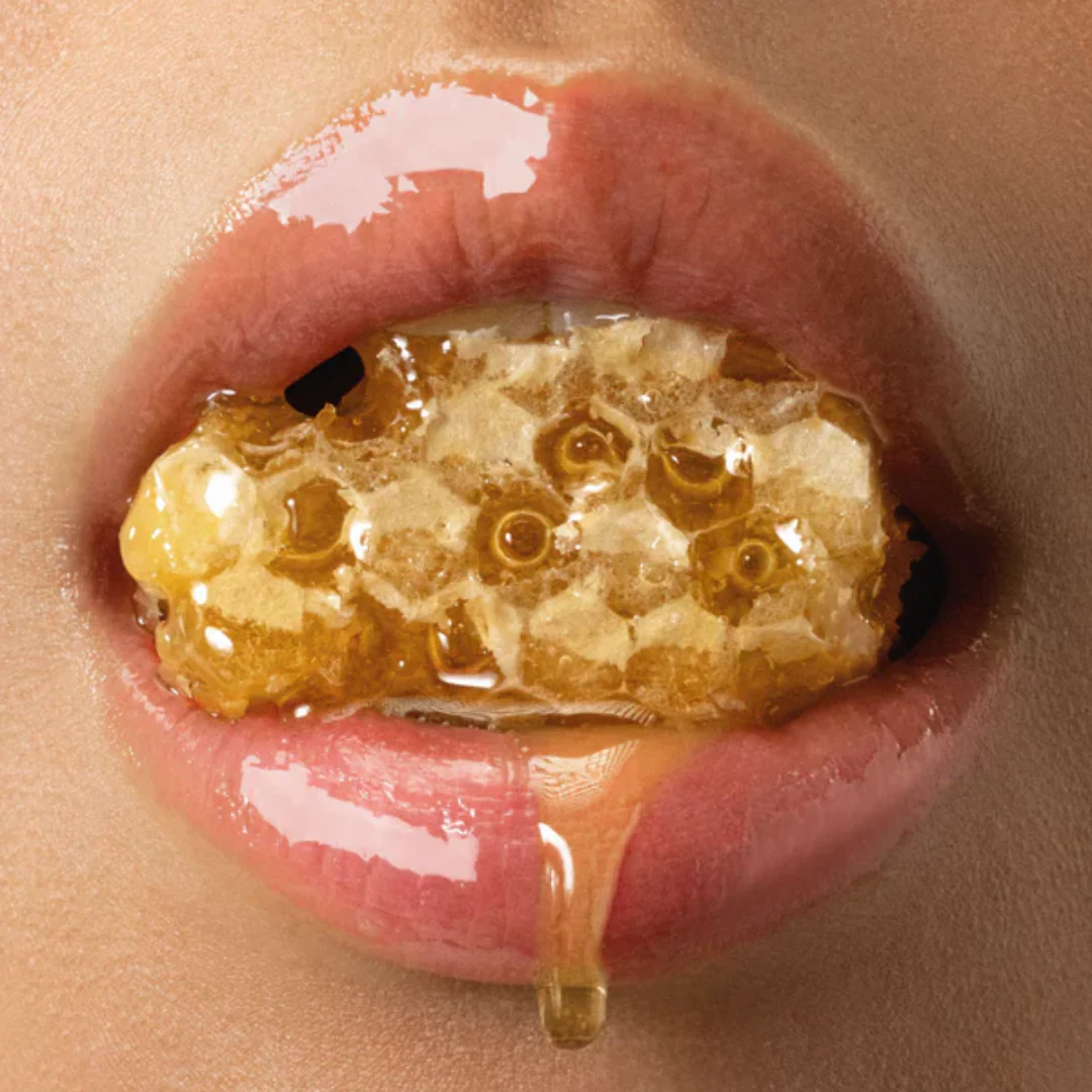 Gisou Honey Infused Lip Oil - Image 2