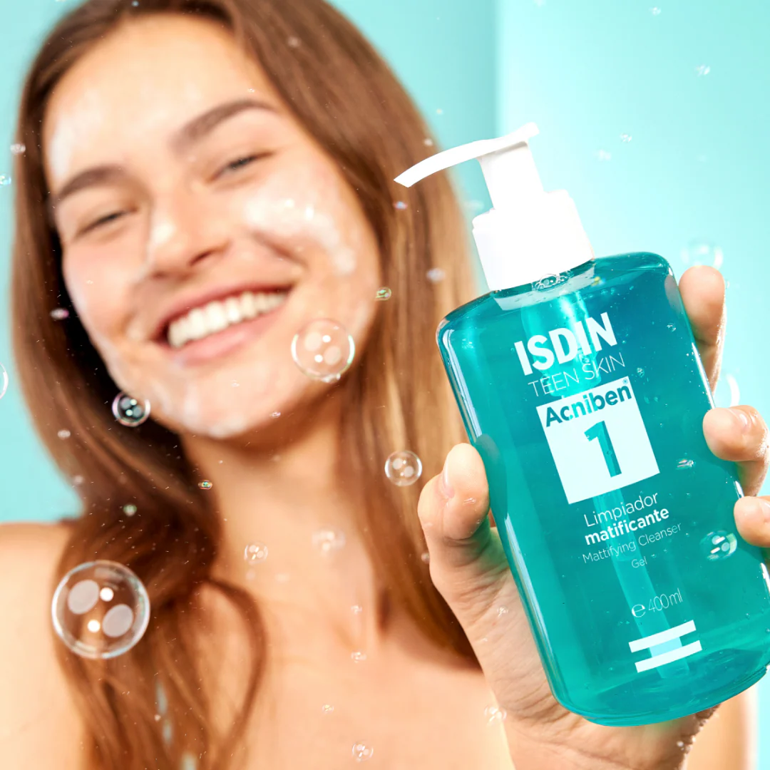 Isdin Acniben Mattifying Cleansing Gel 400ml - Image 2