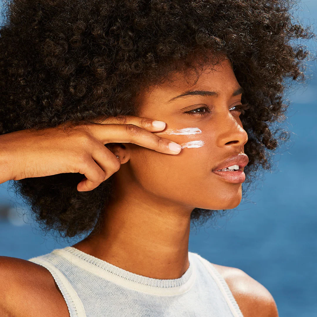 Isdin Fotoprotector Fusion Water SPF 50+ - Image 2