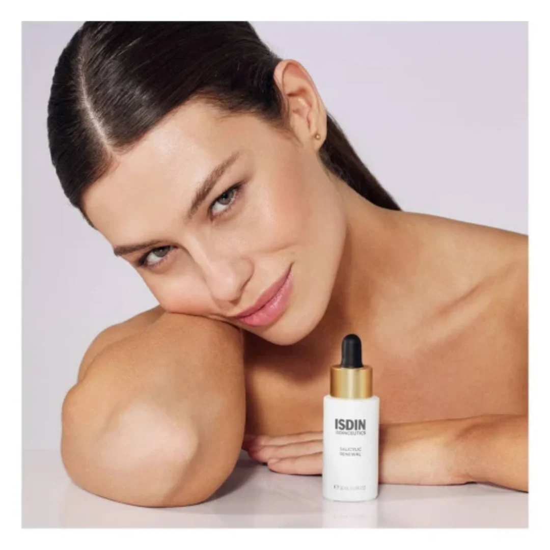 Isdin Isdinceutics Salicylic Renewal 30ml - Image 2