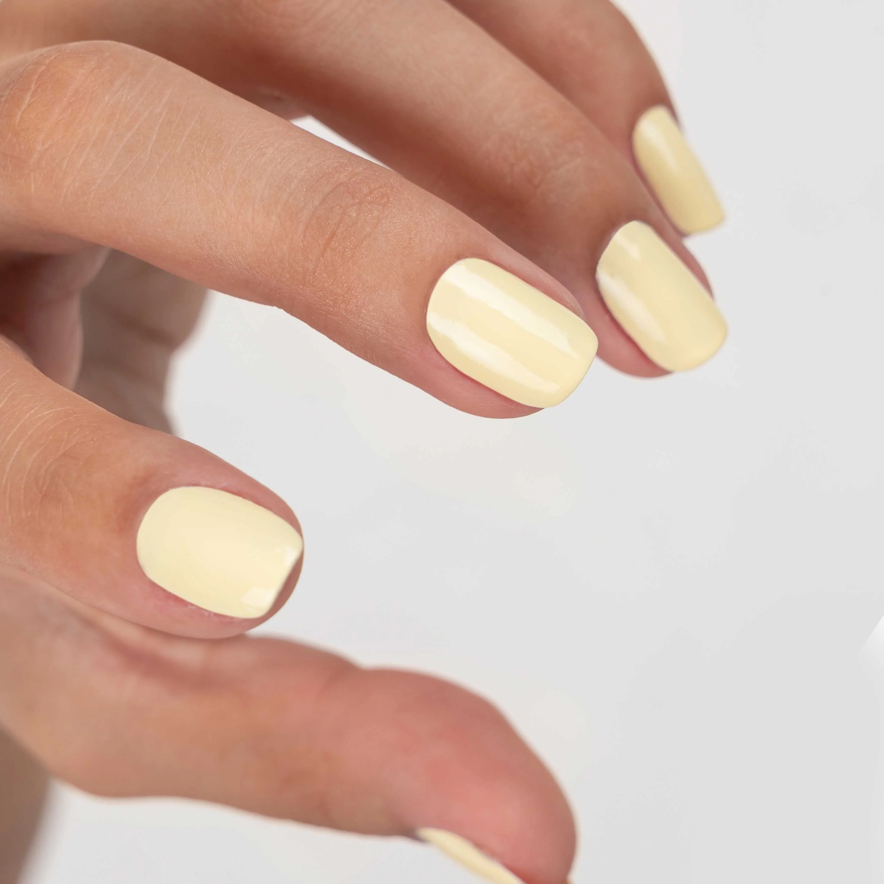 Koa Crocus 575 Long Lasting Nail Polish - Image 2