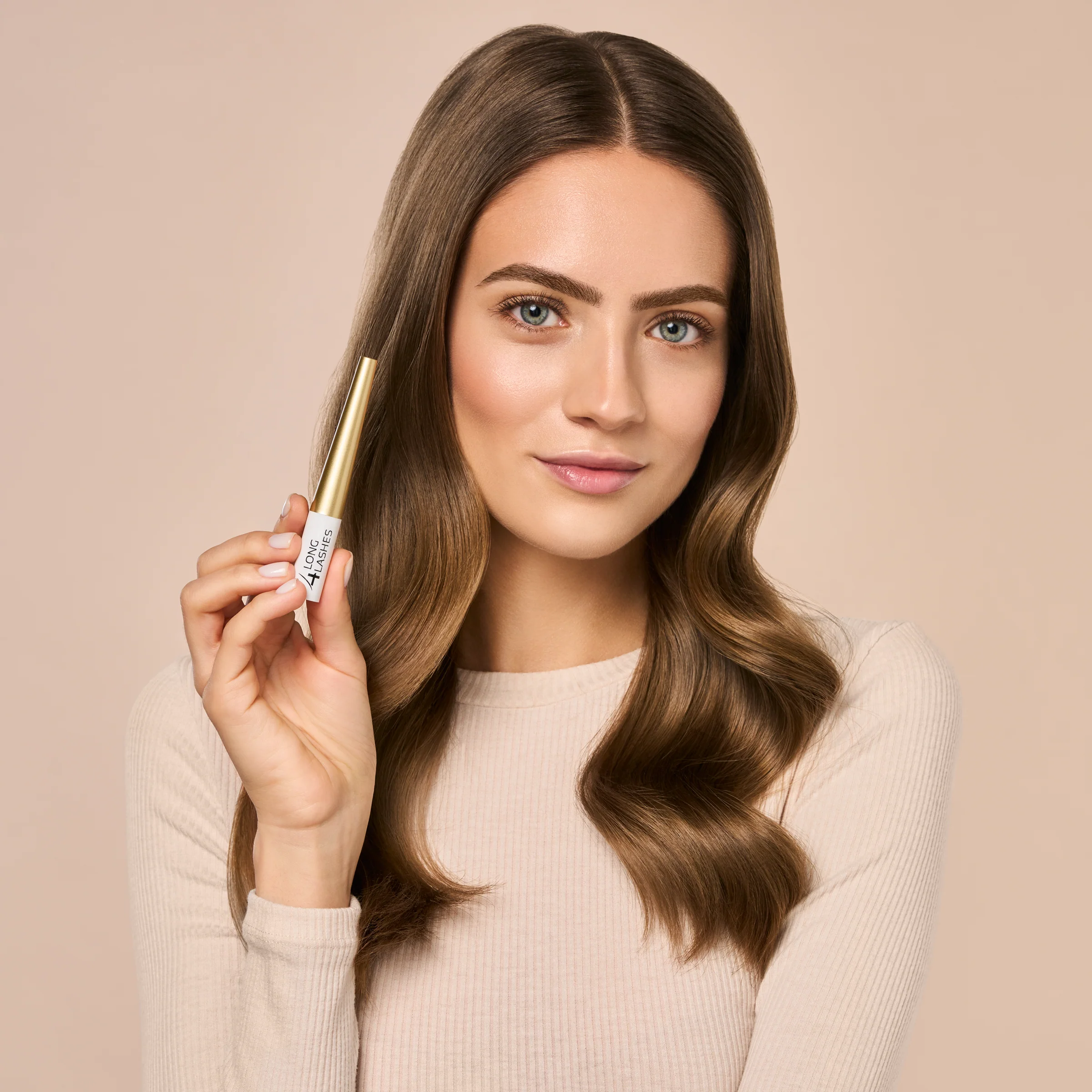 Long 4 Lashes Eyelash Serum - Image 3