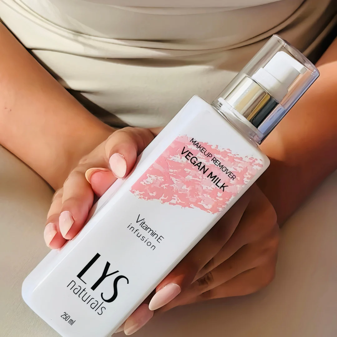 LYS Naturals Waterproof Makeup Remover Vegan Cleansing Oat Milk Infused With Vitamin E 250ml - Image 2