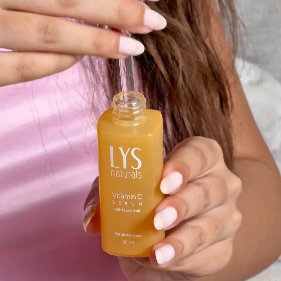 LYS Naturals Vitamin C-15 Serum With Ferulic Acid, Skin Brightening Formula 30ml - Image 4