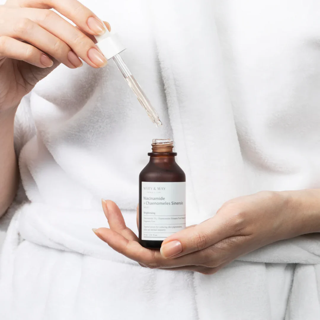 Mary And May Niacinamide + Chaenomeles Sinensis Serum - Image 3