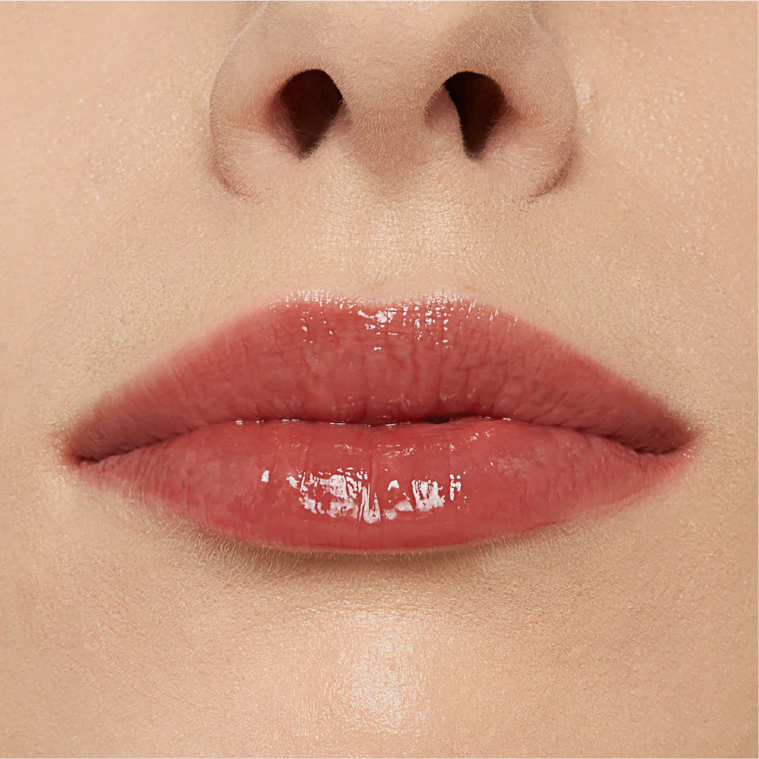Maybelline New York Lifter Plump Lip Plumping Gloss With Chili Pepper And 5% Maxi-Lip - Image 11