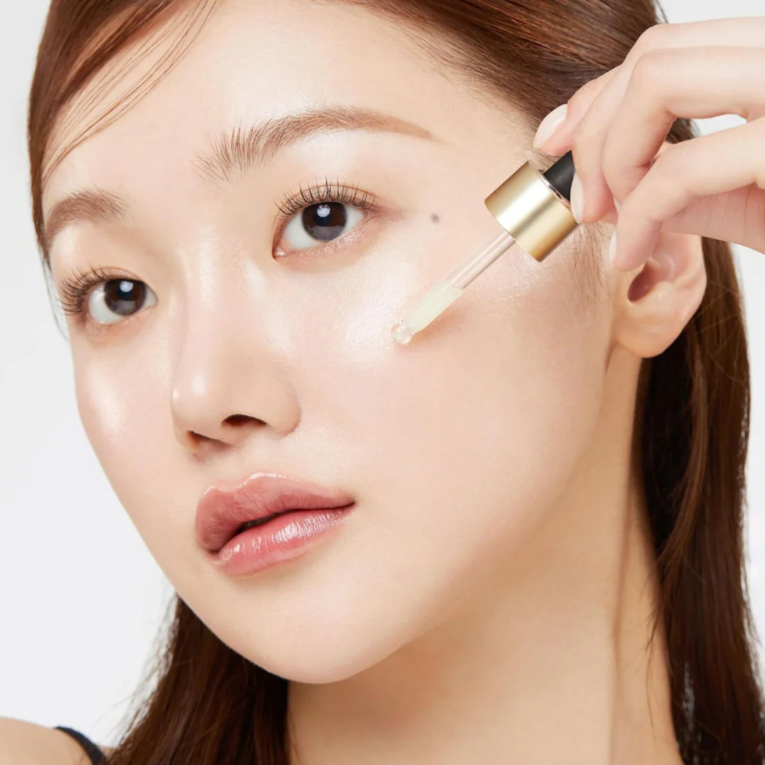 Medicube AGE-R Vita C Pro Ampoule - Image 3