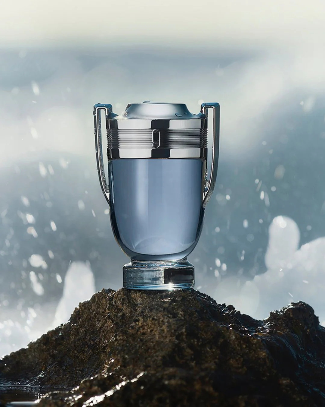 Paco Rabanne Invictus Eau De Toilette For Men - Image 3