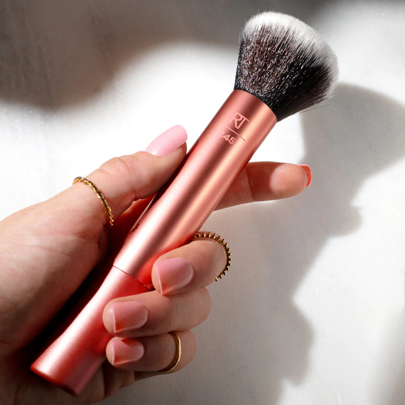 Real Techniques Everything Face Brush - Image 3