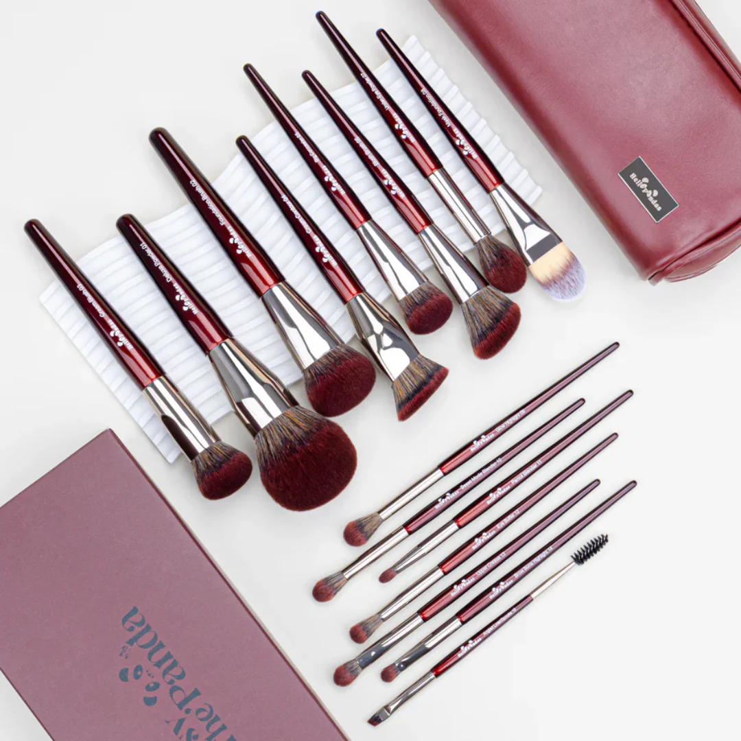 Rosy The Panda Jamelik Bel Ahmar Red Holiday Brush Set - Image 2