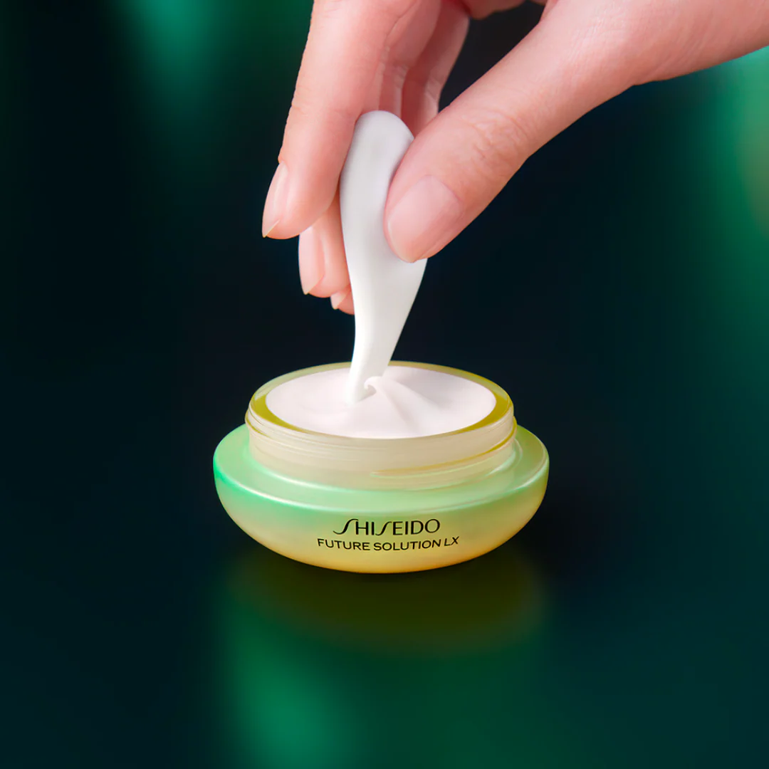 Shiseido Legendary Enmei Ultimate Brilliance Eye Cream 15ml - Image 5