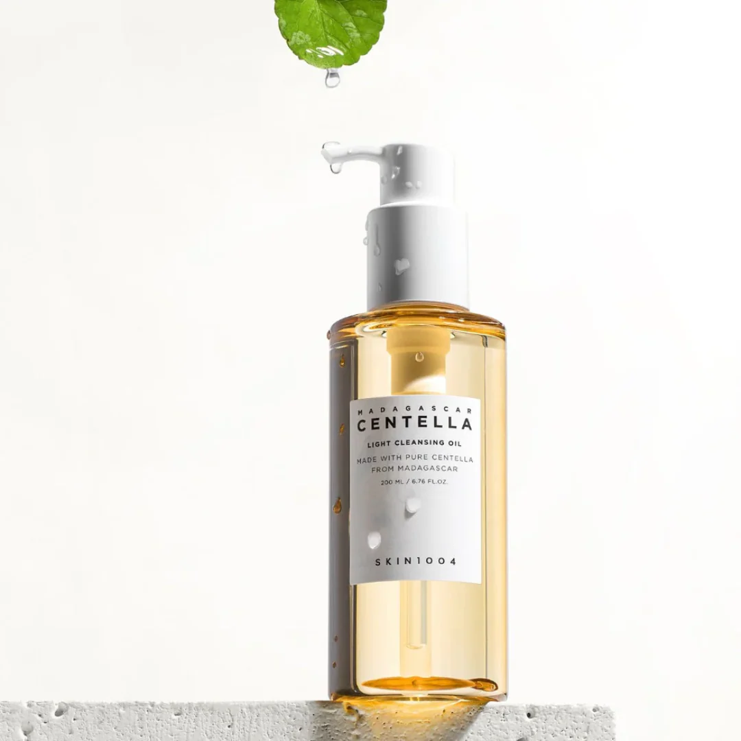 Skin1004 Madagascar Centella Light Cleansing Oil - Image 2