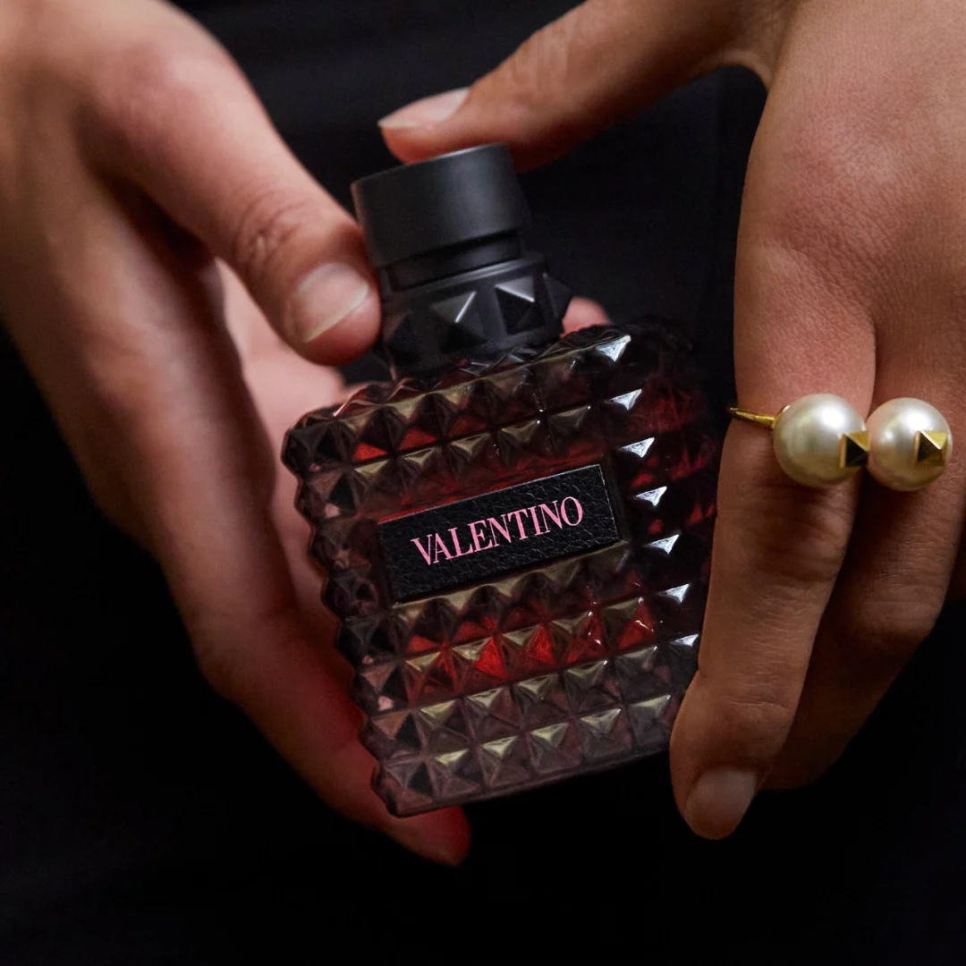 Valentino Born In Roma Donna Intense Eau De Parfum For Women - Image 3