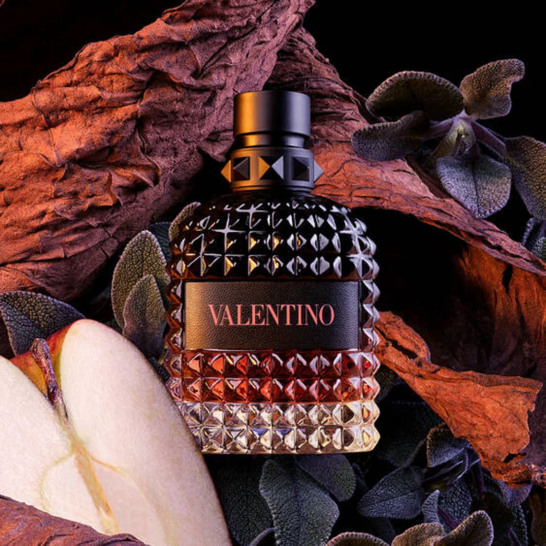 Valentino Born in Roma Uomo Coral Fantasy Eau De Toilette For Men - Image 3