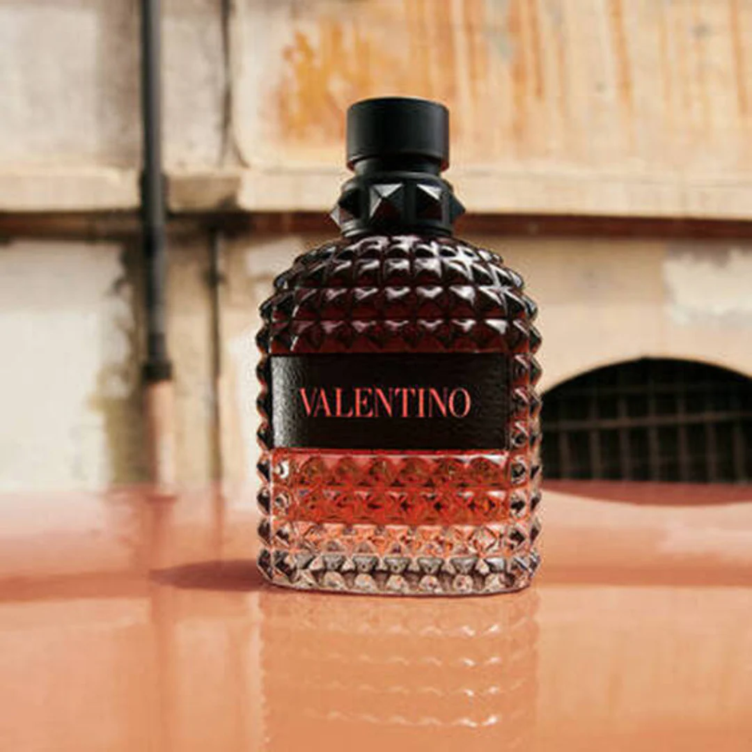Valentino Born in Roma Uomo Coral Fantasy Eau De Toilette For Men - Image 4
