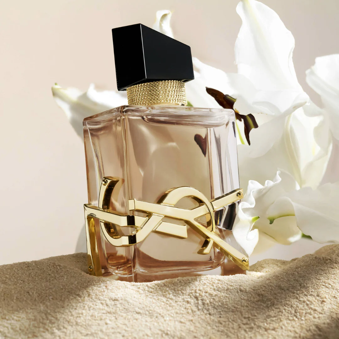 Yves Saint Laurent Libre Flowers & Flames Women Eau De Parfum - Image 4